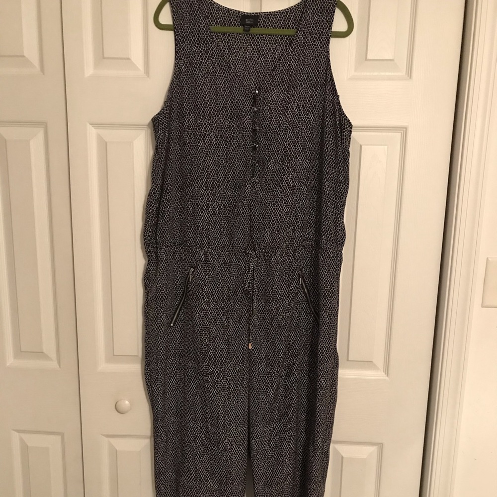 Preowned animal print jumpsuit xxl  With Buttons